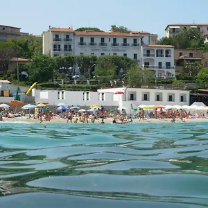 Ombrosa Hotel
